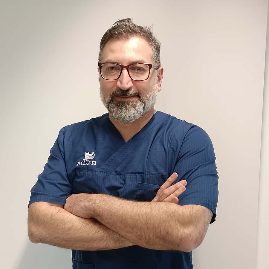 Med. vet. Mohammad Molazem 